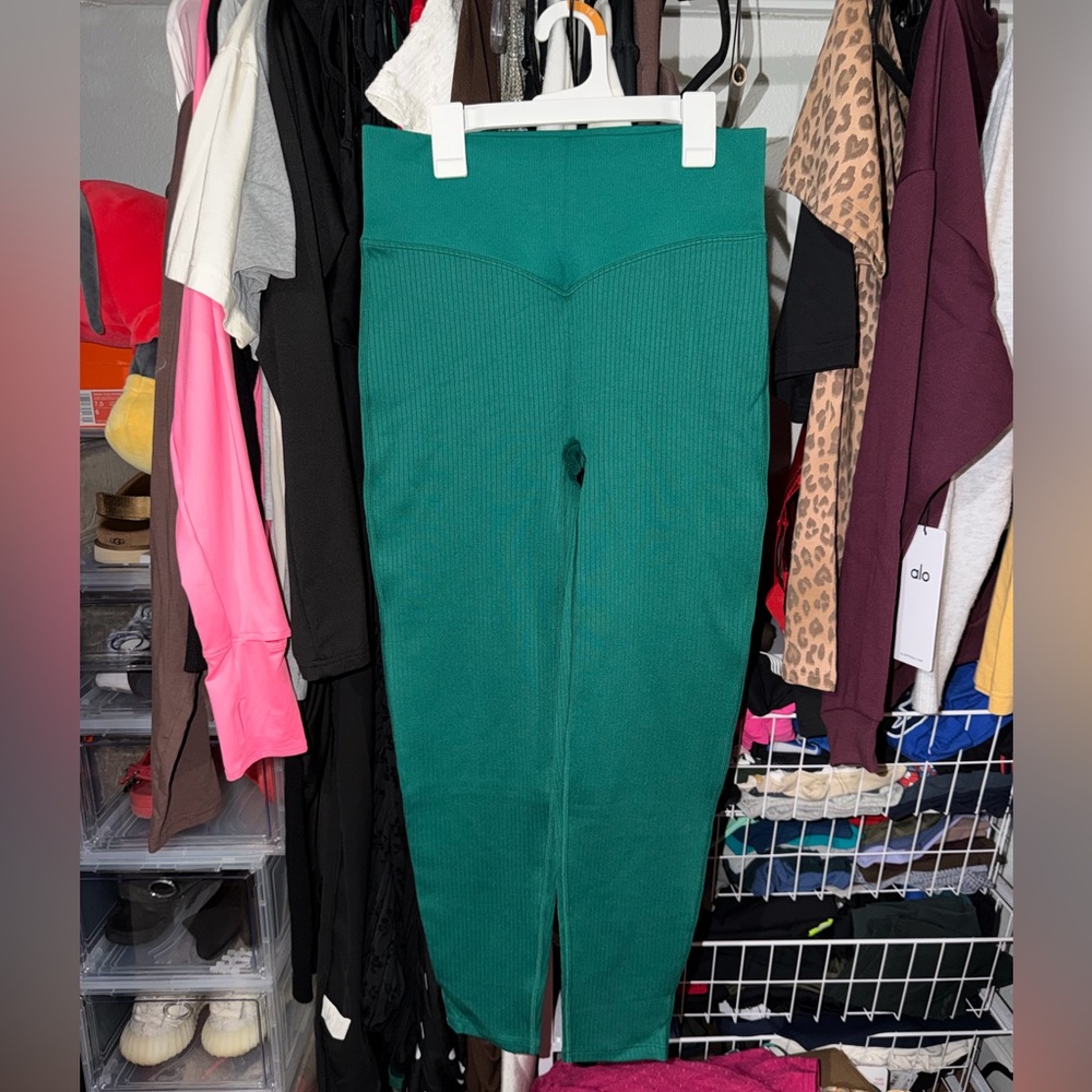 PINK/VICTORIA SECRET Green High-Waisted Leggings